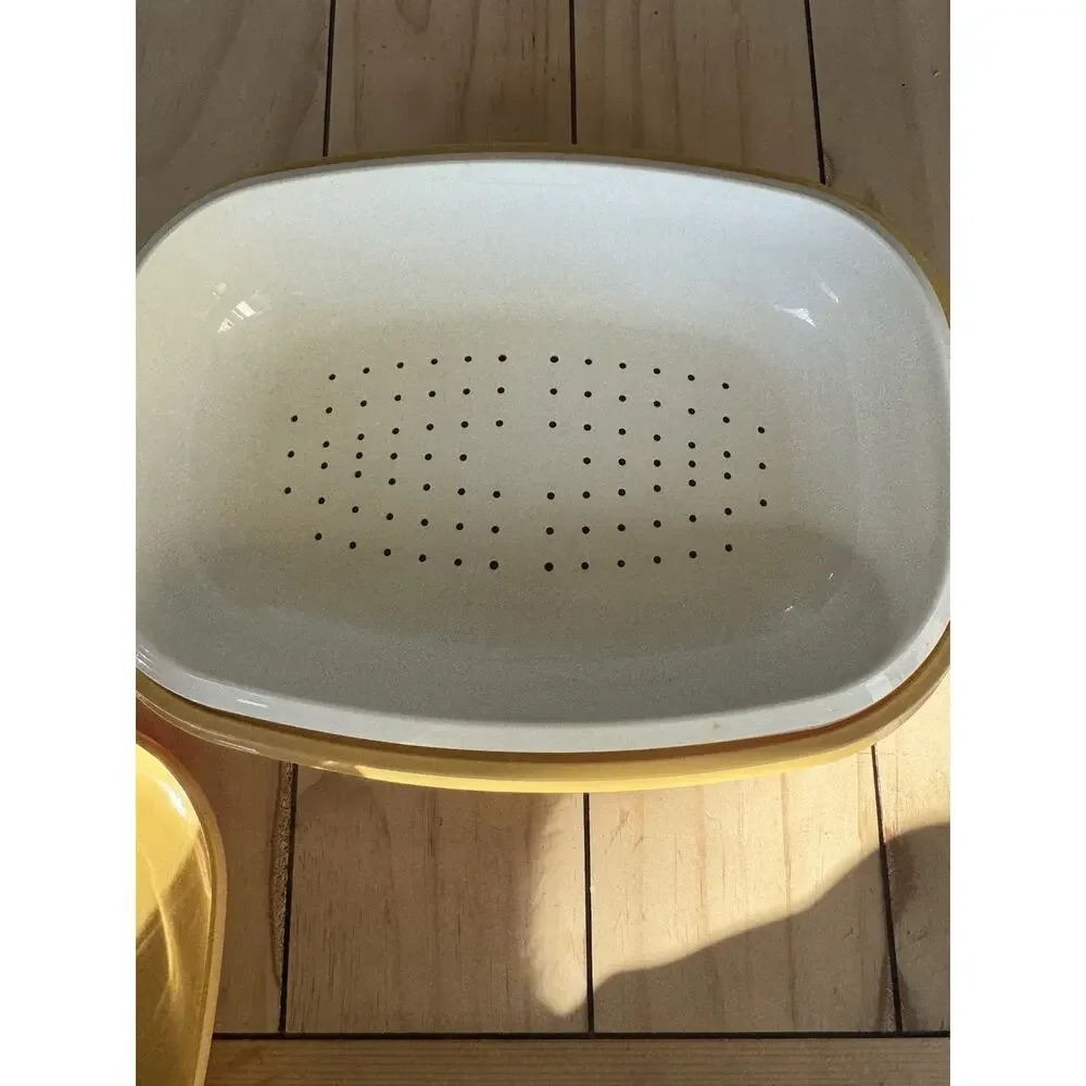 Vintage Tupperware Lettuce Crisper Harvest Gold Produce Keeper Colander Insert